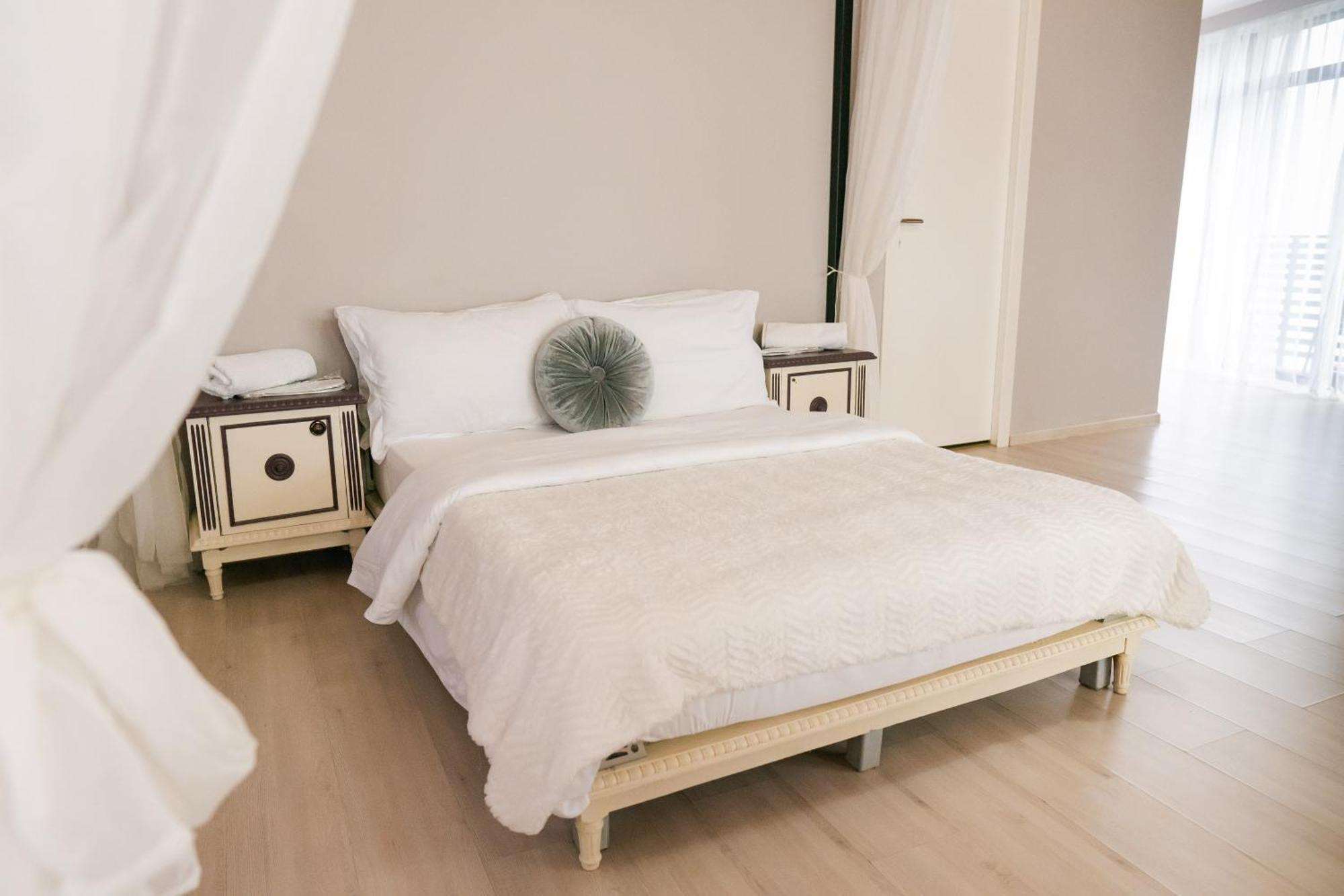 Chic Studio Bucureşti Cameră foto